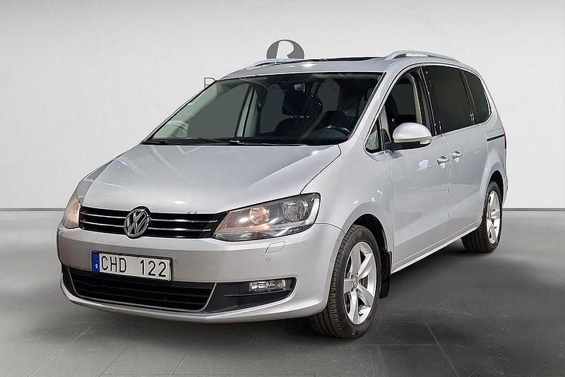 Silver Begagnad 2011 VW Sharan Minibuss | 69 900 kr (Bra pris) - Bild 1/3