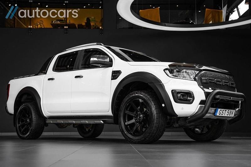 Grön (vit) Begagnad 2022 Ford Ranger Wildtrack Pickup | 498 750 kr (Dyr) - Bild 1/4