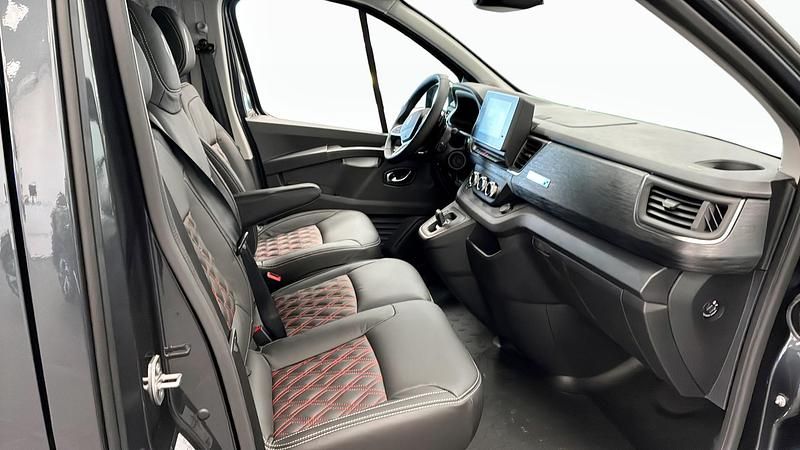 Ny Renault Trafic 170 HK (125 kW) 2025 Minibuss