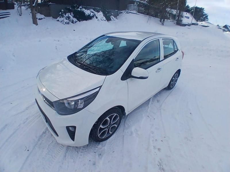 Vit Begagnad 2023 Kia Picanto Advance Halvkombi | 139 000 kr (Marknadspris) - Bild 1/4