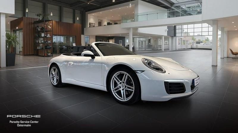 Begagnad Porsche 911 Carrera 370 HK (272 kW) 2017 Vit Cab