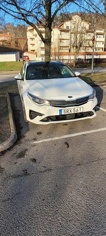 Begagnad 2020 Kia Optima Sport Kombi | 210 000 kr (Lite dyr) - Bild 1/4