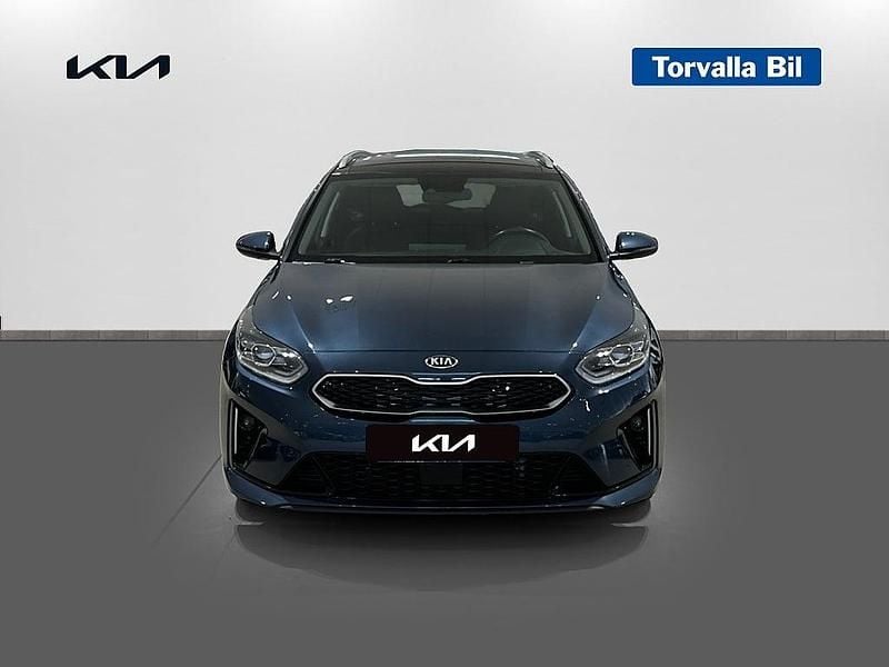 Begagnad Kia Ceed Sportswagon Advance 141 HK (103 kW) 2021 Cosmo blue Kombi