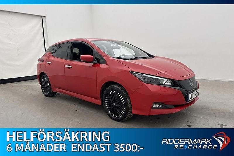 Begagnad Nissan Leaf 360º 160 kW (218 HK) 2023 Röd Halvkombi