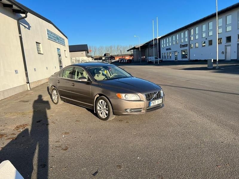 Begagnad Volvo S80 Plus 185 HK (136 kW) 2007 Sedan