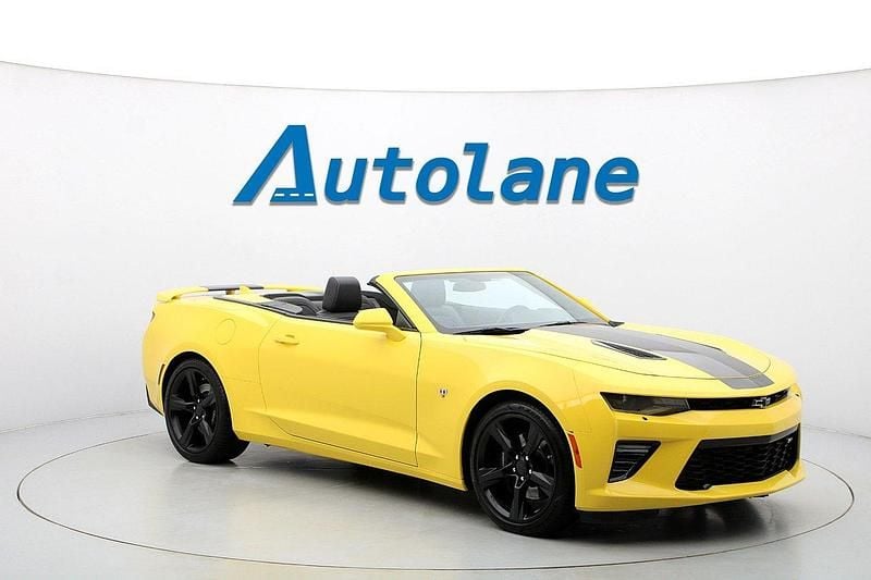 Gul Begagnad 2016 Chevrolet Camaro SS Cab | 479 900 kr - Bild 1/3