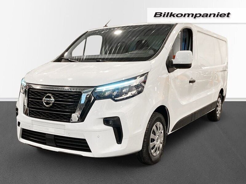 Vit Begagnad 2023 Nissan Primastar Tekna Minibuss | 423 750 kr - Bild 1/4