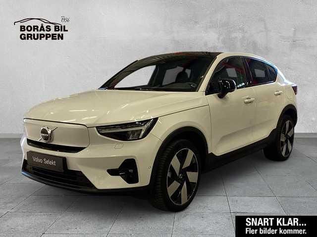 Vit Begagnad 2023 Volvo C40 Ultimate SUV | 379 000 kr - Bild 1/4