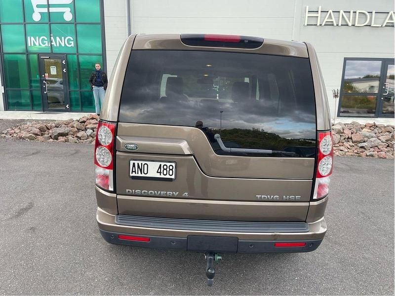 Brun Begagnad 2011 Land Rover Discovery 4 HSE SUV | 149 950 kr (Marknadspris) - Bild 1/4