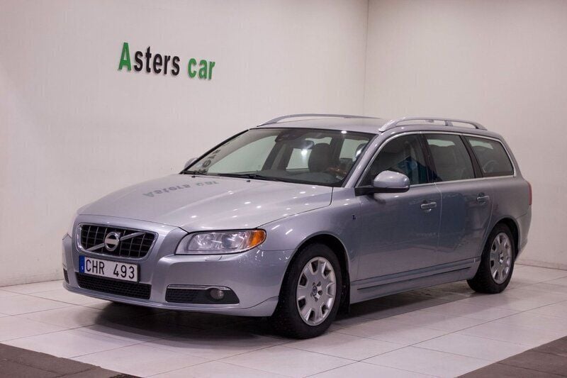 Silver Begagnad 2012 Volvo V70 Ocean Race Kombi | 105 000 kr (Marknadspris) - Bild 1/4