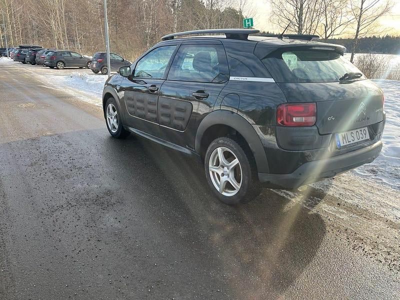 Begagnad Citroën C4 Cactus PureTech 82 HK (60 kW) 2016 Halvkombi