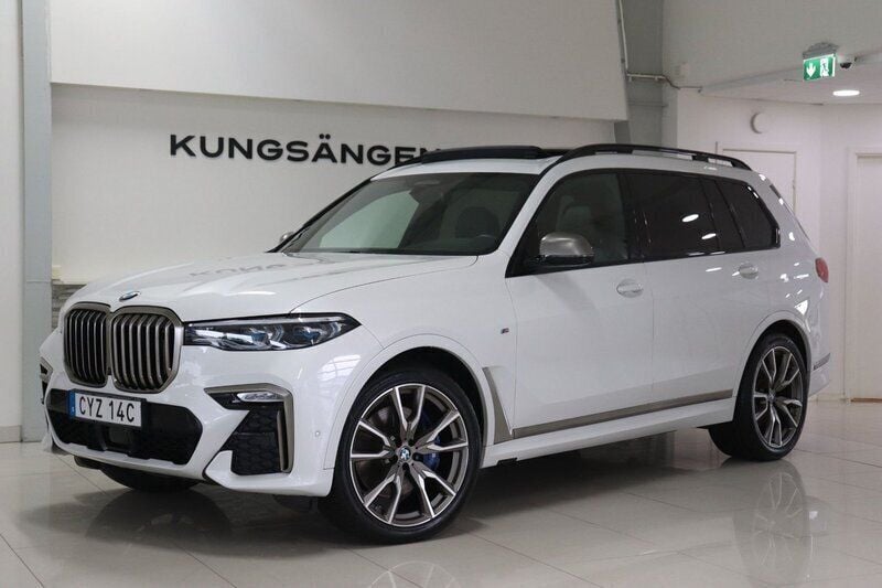 Vit Begagnad 2020 BMW X7 M Sport SUV | 979 900 kr - Bild 1/4