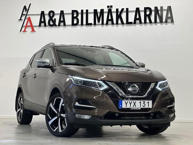 Brun Begagnad 2017 Nissan Qashqai 360º SUV | 159 900 kr (Lite dyr) - Bild 1/4