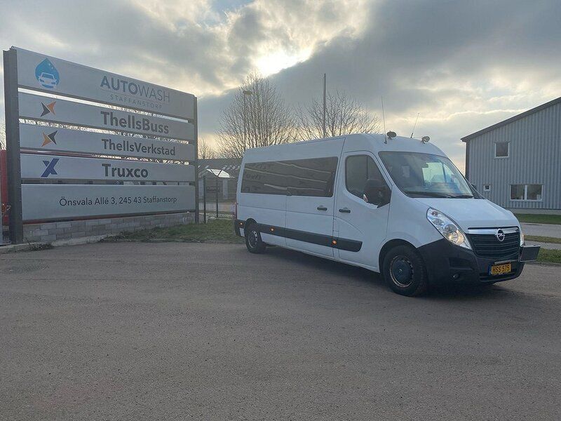 Vit Begagnad 2015 Opel Movano Van | 112 500 kr (Lite dyr) - Bild 1/4