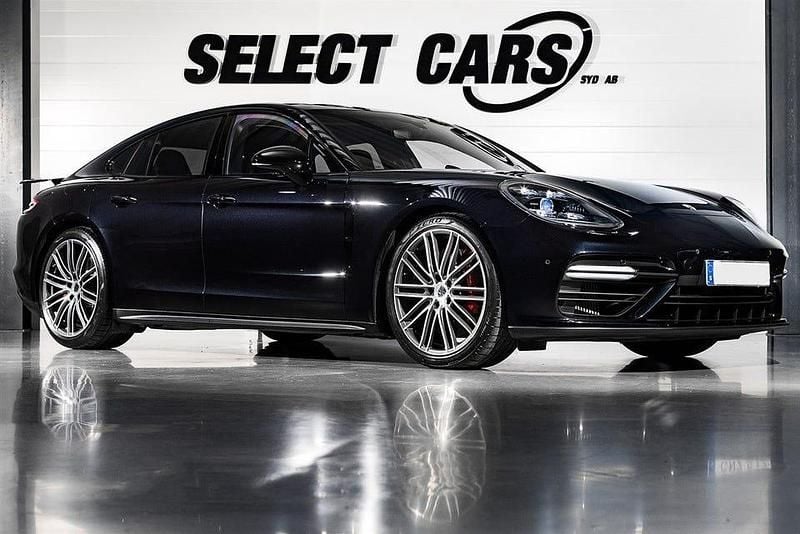 Begagnad Porsche Panamera Turbo Sport 549 HK (403 kW) 2018 Svart Sedan