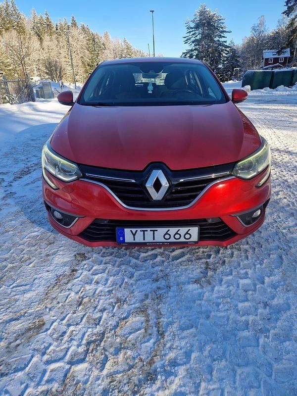 Begagnad Renault Mégane IV 132 HK (97 kW) 2018