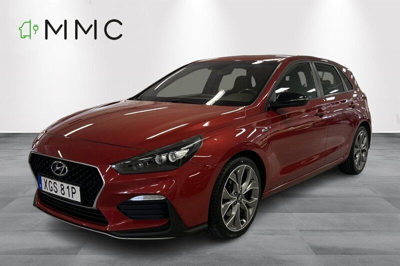 Röd Begagnad 2019 Hyundai i30 N Line Halvkombi | 178 000 kr (Marknadspris) - Bild 1/4