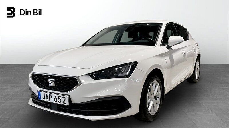 Vit Begagnad 2023 Seat Leon Style Kombi | 224 900 kr (Marknadspris) - Bild 1/4