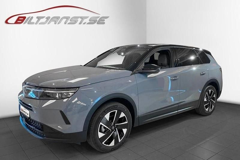 Mörkblå (grafic grey) Ny 2025 Opel Grandland X SUV | 449 900 kr (Lite dyr) - Bild 1/4