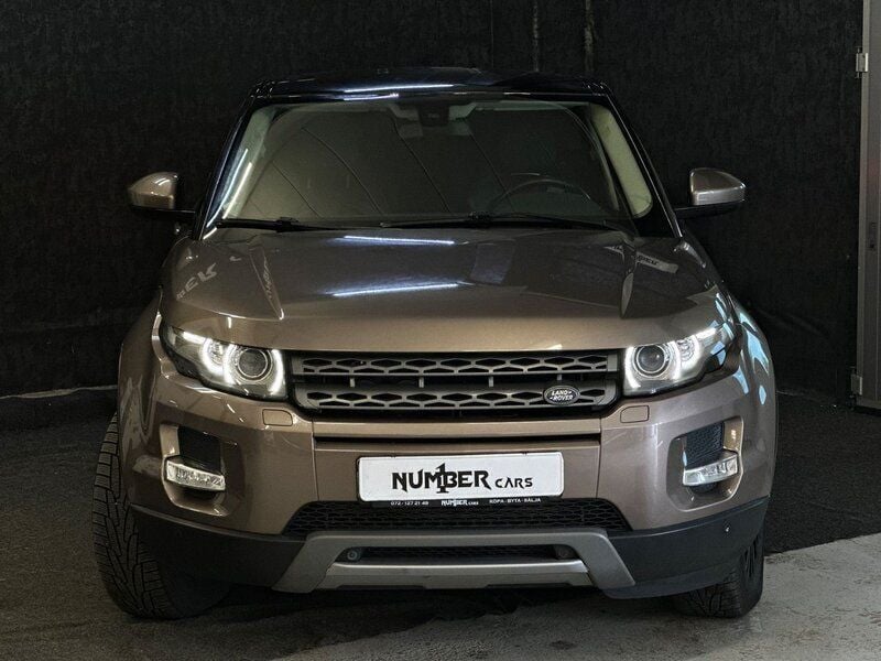 Grå Begagnad 2015 Land Rover Range Rover evoque Pure SUV | 169 900 kr (Marknadspris) - Bild 1/4
