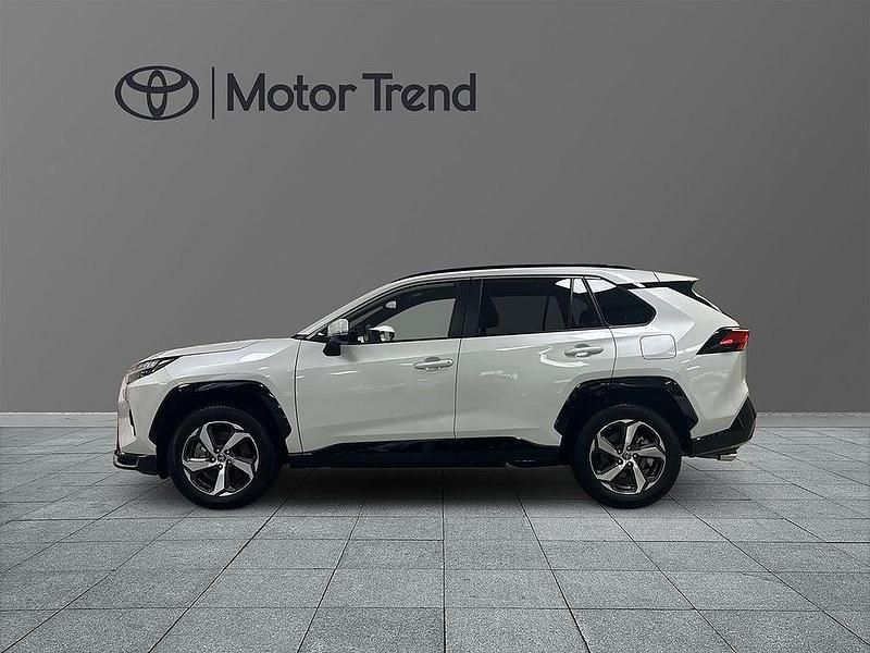 Begagnad Toyota RAV4 Hybrid Edition 185 HK (136 kW) 2025 Vit SUV