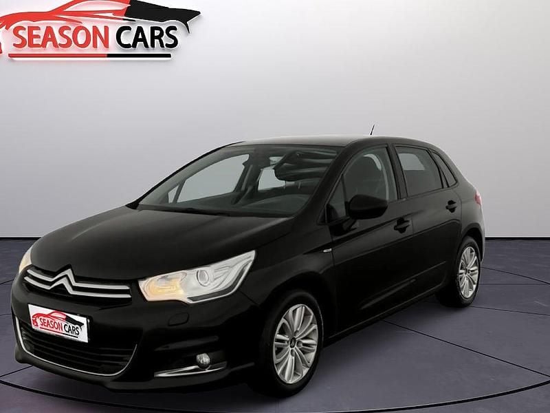 Grå Begagnad 2012 Citroën C4 Halvkombi | 59 900 kr (Marknadspris) - Bild 1/3