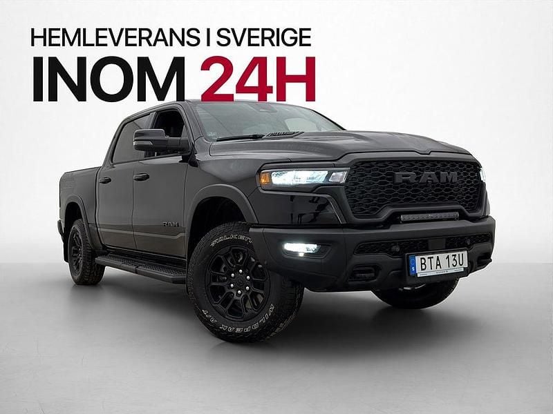Begagnad RAM 1500 2025 Svart Pickup