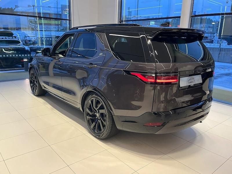 Begagnad Land Rover Discovery 5 SE Dynamic 351 HK (258 kW) 2024 Grå SUV