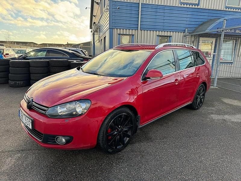 Begagnad VW Golf 160 HK (117 kW) 2010 Mörkröd Kombi