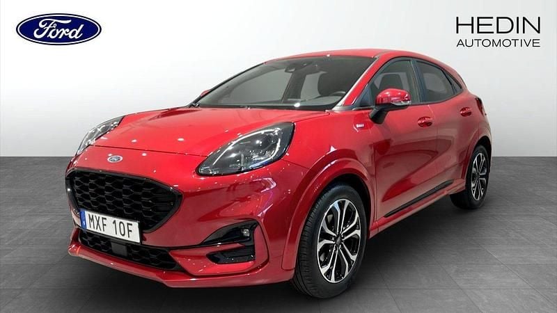 Röd (red) Begagnad 2022 Ford Puma ST-Line SUV | 199 900 kr (Bra pris) - Bild 1/4