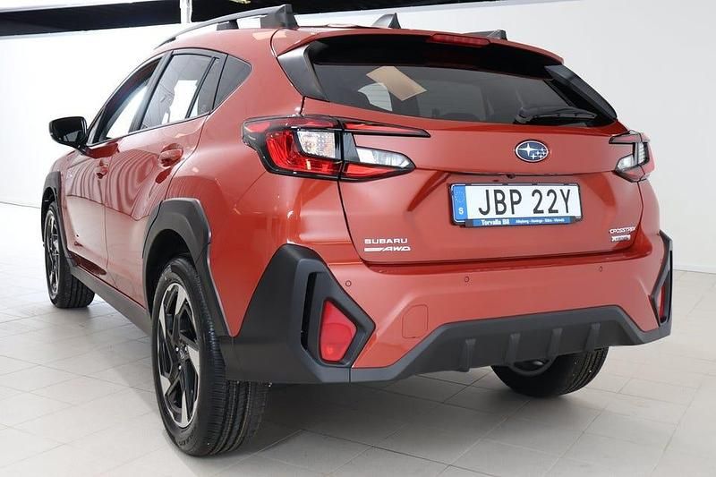Begagnad Subaru Crosstrek 150 HK (110 kW) 2024 Orange SUV