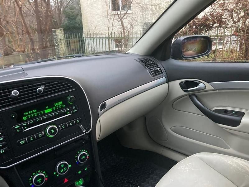 Begagnad 2009 Saab 9-3 Kombi | 22 000 kr (Marknadspris) - Bild 1/4