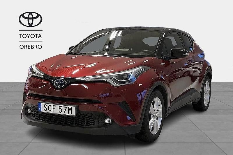 Röd Begagnad 2019 Toyota C-HR Edition SUV | 232 900 kr (Marknadspris) - Bild 1/3