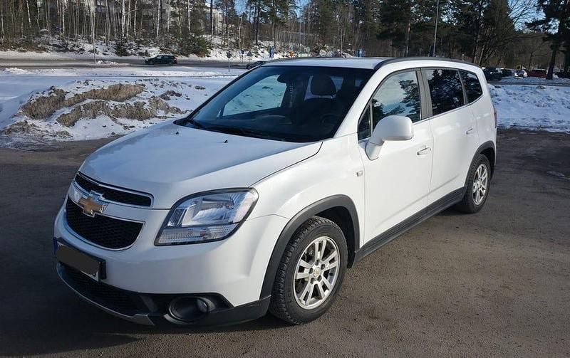 Begagnad Chevrolet Orlando 141 HK (103 kW) 2012 Minibuss