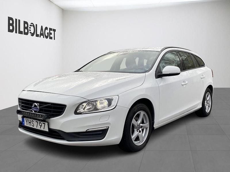Vit Begagnad 2016 Volvo V60 Business Edition Kombi | 199 800 kr (Marknadspris) - Bild 1/4