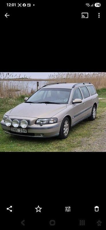 Begagnad 2001 Volvo V70 Kombi | 20 000 kr (Marknadspris) - Bild 1/2