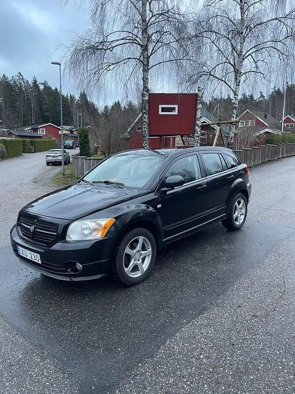 Begagnad 2008 Dodge Caliber Halvkombi | 27 900 kr - Bild 1/4