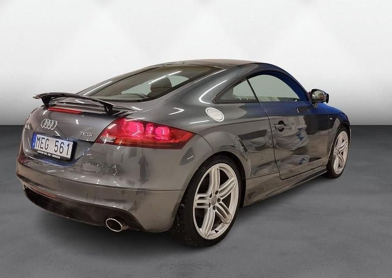 Begagnad Audi TT S-Line 211 HK (155 kW) 2012 Grå Sportkupé