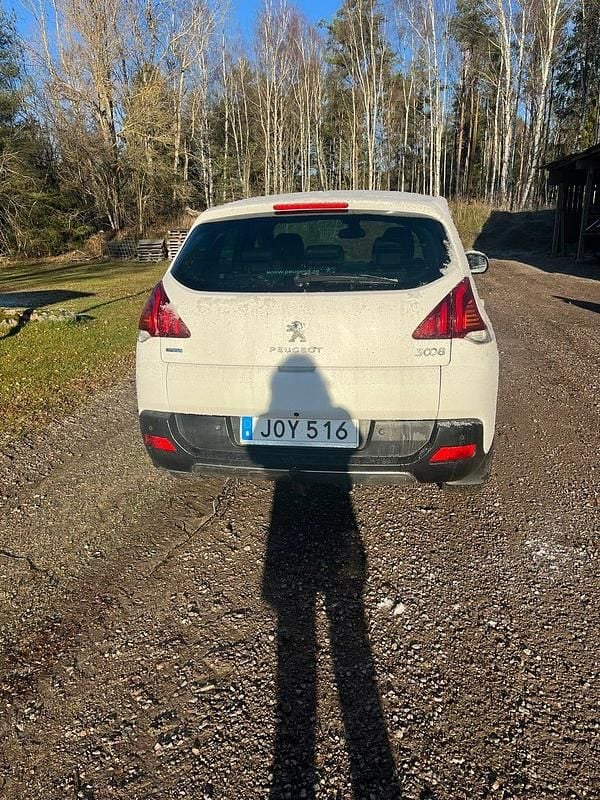 Begagnad Peugeot 3008 120 HK (88 kW) 2015 Kombi