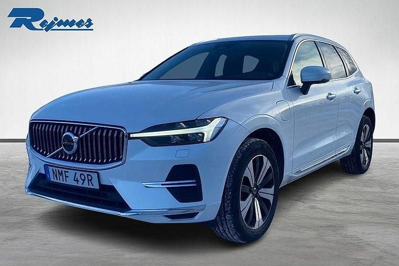 Vit Begagnad 2022 Volvo XC60 Core SUV | 389 900 kr (Bra pris) - Bild 1/4