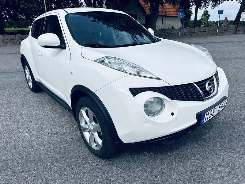 Vit Begagnad 2012 Nissan Juke SUV | 69 900 kr (Marknadspris) - Bild 1/4