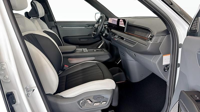 Begagnad Kia EV9 GT-Line 283 kW (385 HK) 2025 Vit (white) SUV