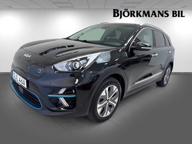 Svart (/abp/ aurora black pearl) Begagnad 2022 Kia e-Niro Advance SUV | 254 900 kr (Superpris) - Bild 1/4