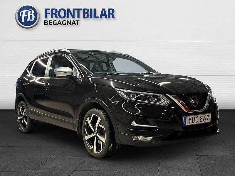 Svart Begagnad 2018 Nissan Qashqai 360º SUV | 144 900 kr (Bra pris) - Bild 1/3