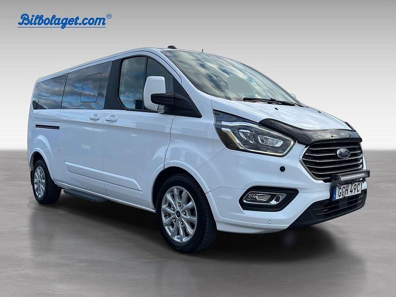 Begagnad Ford Tourneo Custom 188 HK (138 kW) 2022 Vit Van