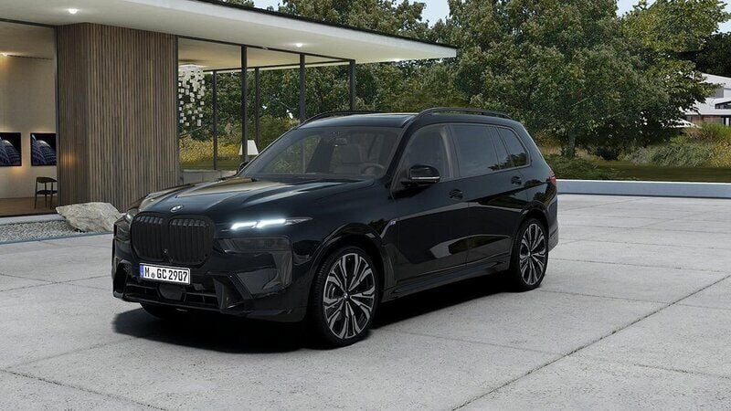 Svart Ny 2025 BMW X7 M Sport SUV | 1 510 800 kr (Lite dyr) - Bild 1/4