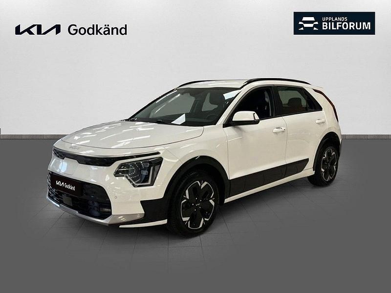 Vit Begagnad 2022 Kia e-Niro SUV | 329 000 kr - Bild 1/4