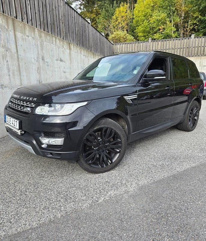 Svart Begagnad 2015 Land Rover Range Rover SUV | 249 900 kr (Bra pris) - Bild 1/4