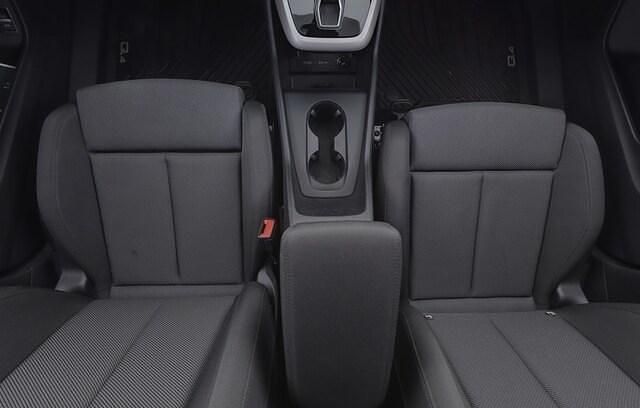 Begagnad Audi Q4 e-tron Advanced Plus 210 kW (286 HK) 2024 Florettsilver metallic SUV