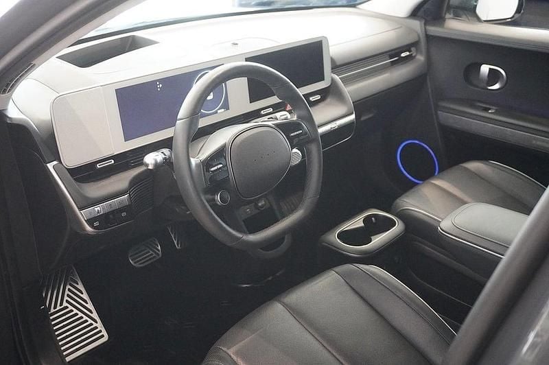 Begagnad Hyundai Ioniq 5 Advanced 167 kW (228 HK) 2023 Grå SUV